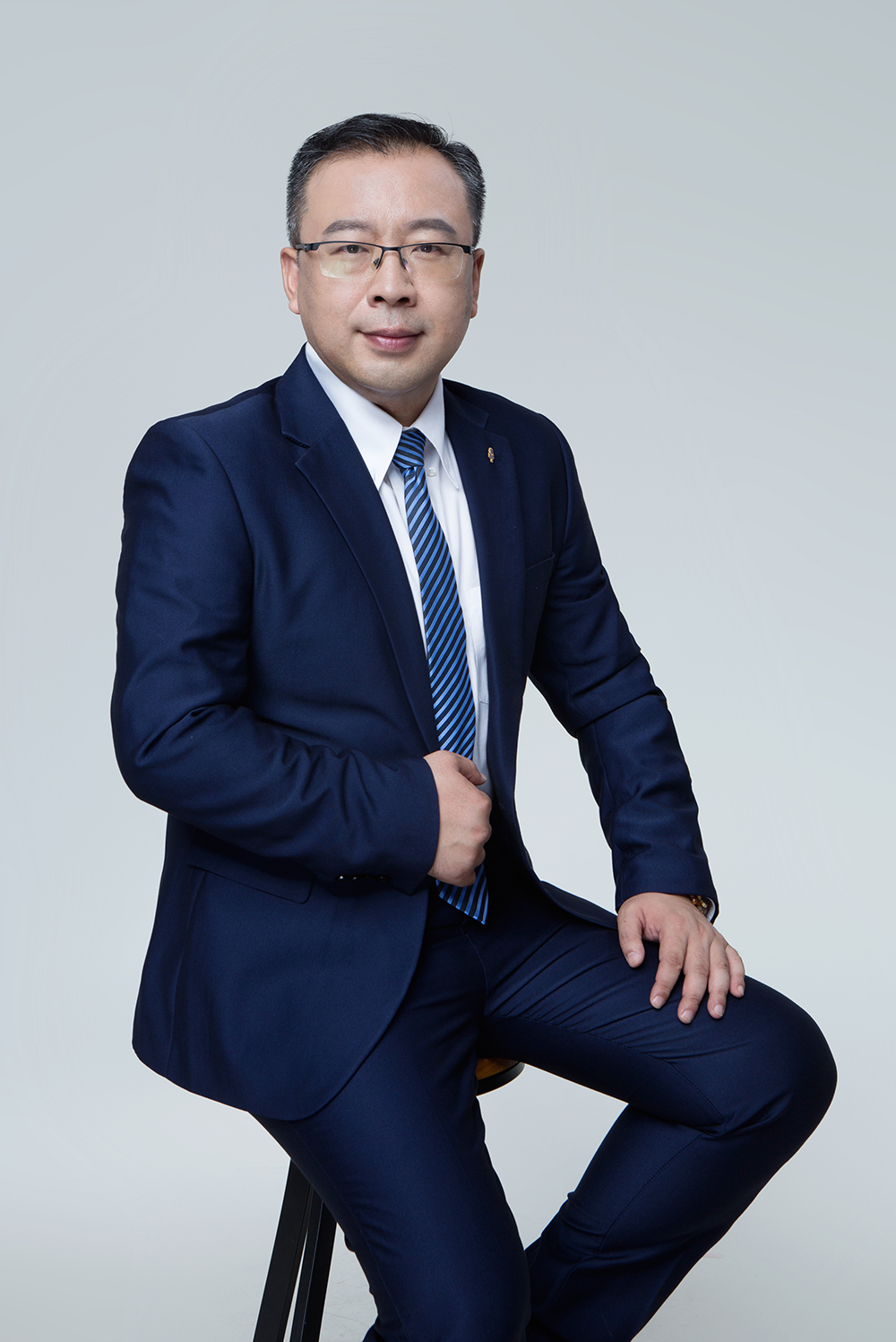 周东